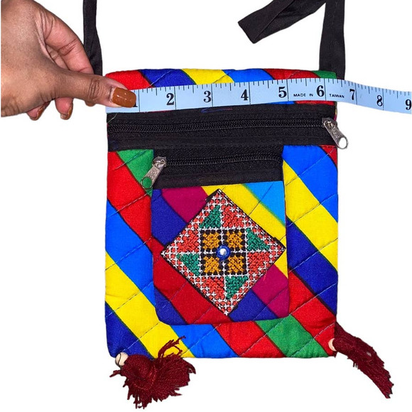 Multi Color Square Crossbody - Picture 7 of 8